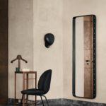 applique-murale-noire-minimaliste-gubi-cobra