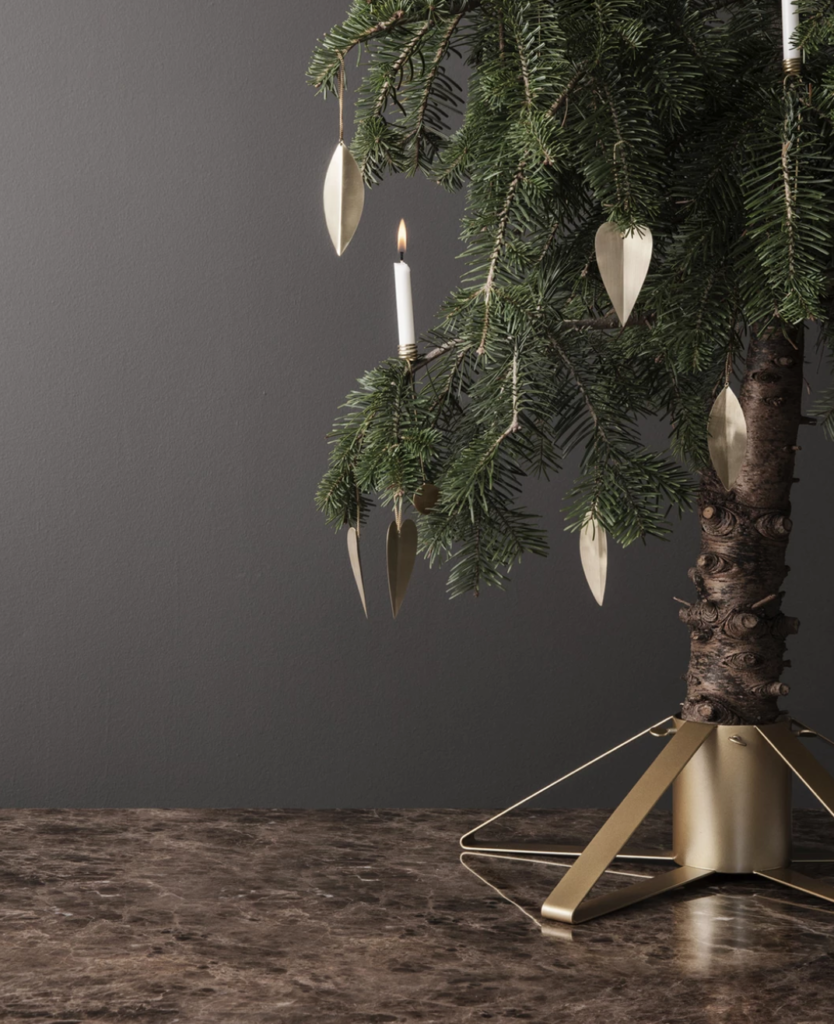 collection-noel-fetes-fermliving-pied-support-sapin-laiton-21